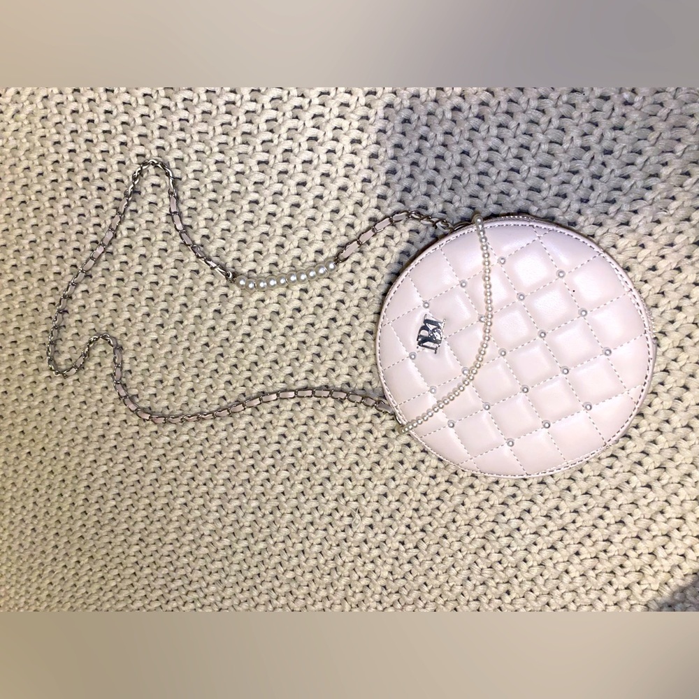 Round purse crossbody